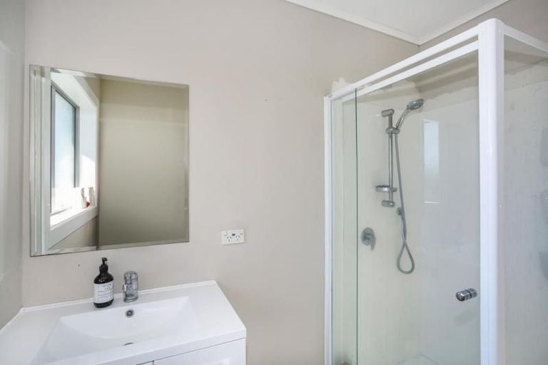 Photo of property in 12a Cooper Street, Pukekohe, 2120