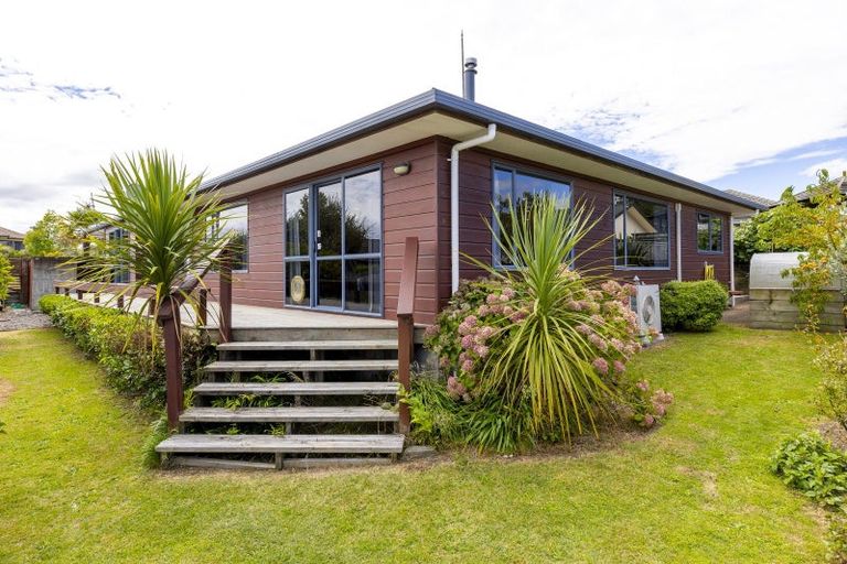 Photo of property in 22 The Grove, Nukuhau, Taupo, 3330