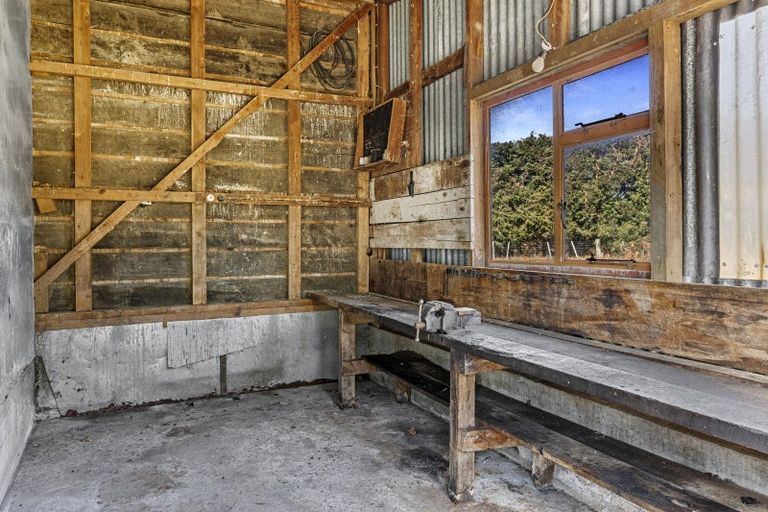 Photo of property in 2 Powells Road, Oxford, 7430