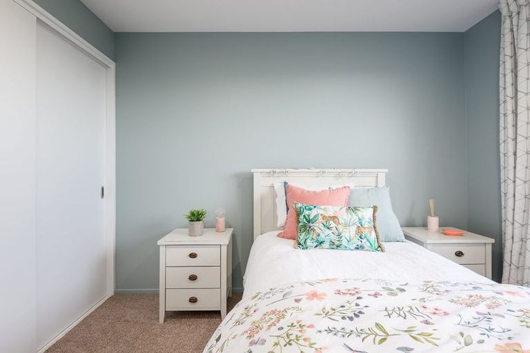 Photo of property in 10 Piwakawaka Place, Leeston, 7632