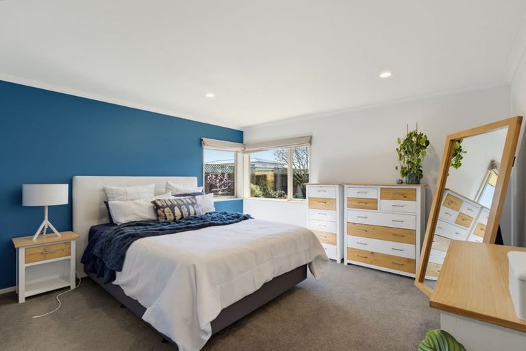Photo of property in 33 Panckhurst Drive, Woodend, 7610