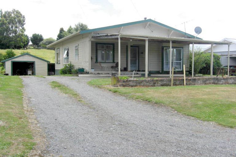 Photo of property in 10 Islington Street, Raetihi, 4632