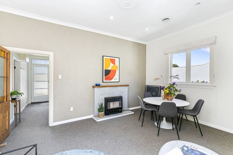 Photo of property in 244 Ohiro Road, Brooklyn, Wellington, 6021