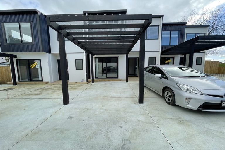 Photo of property in 70b Arimu Road, Papakura, 2110