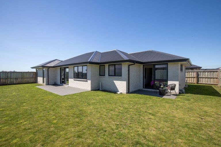 Photo of property in 6 Blackbird Way, Rolleston, 7614