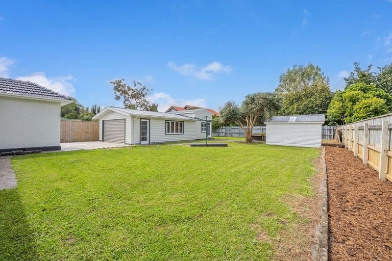 Photo of property in 12 Domain Road, Otaki, 5512