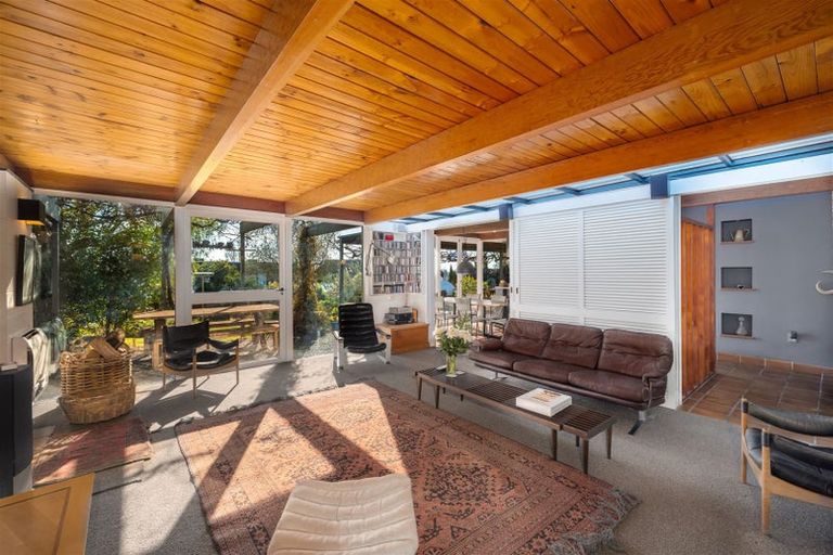 Photo of property in 16 Dyers Pass Road, Cashmere, Christchurch, 8022