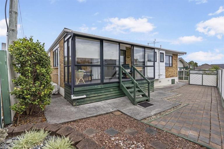 Photo of property in 3/69 Moore Street, Howick, Auckland, 2014