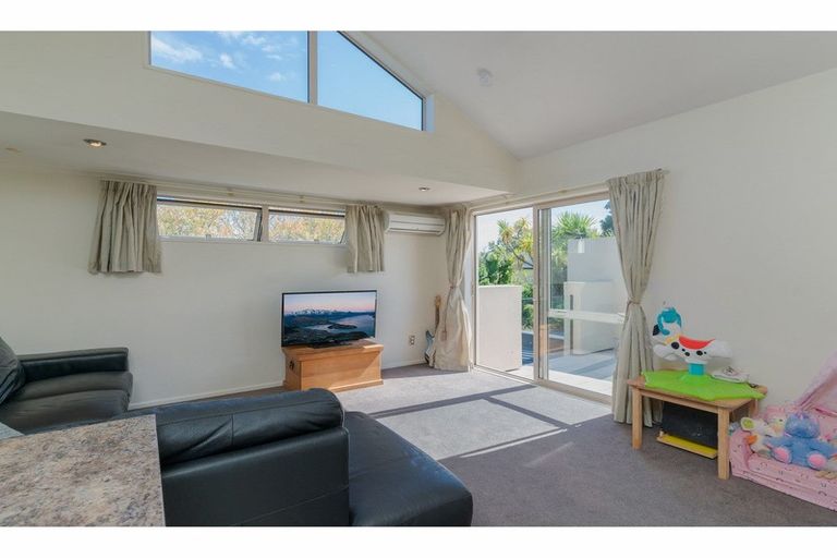 Photo of property in 144b Blenheim Road, Riccarton, Christchurch, 8041