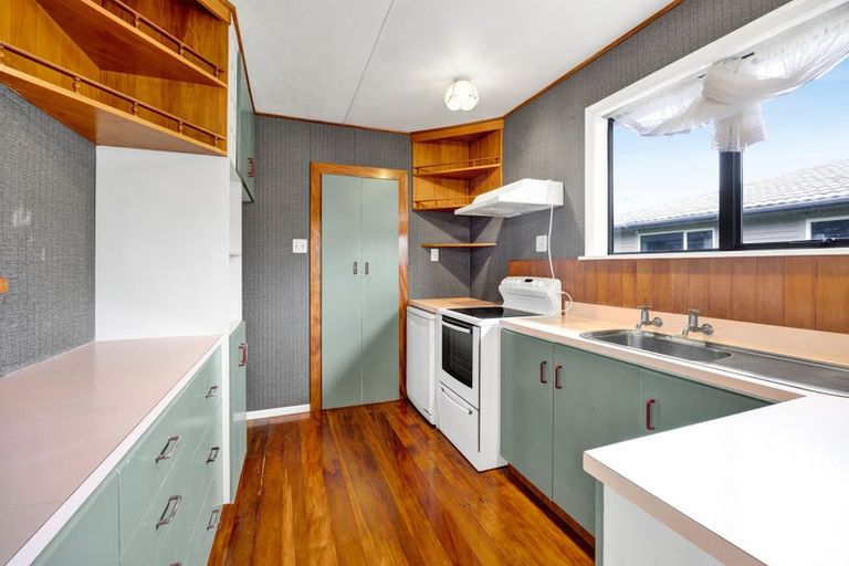 Photo of property in 96 Fairfield Road, Hawera, 4610