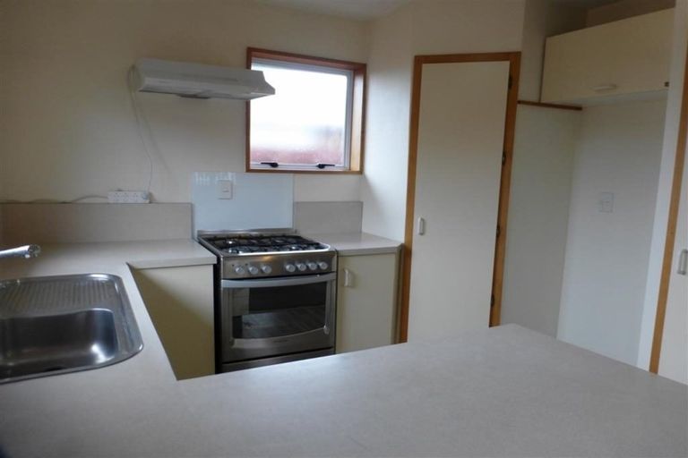 Photo of property in 3b Broadbent Street, Riccarton, Christchurch, 8041