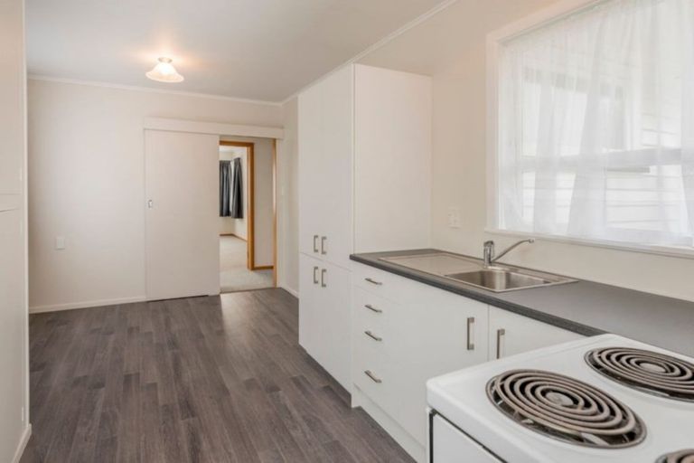 Photo of property in 118 Weraroa Road, Levin, 5510