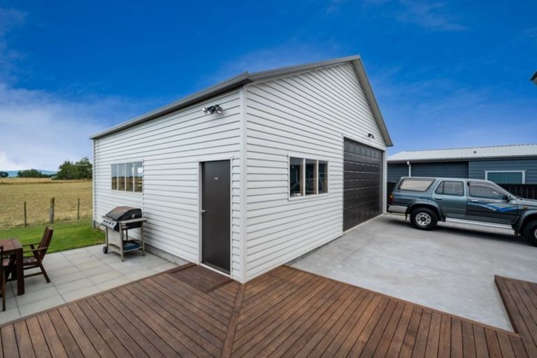 Photo of property in 64 Darlington Street, Ngatea, 3503