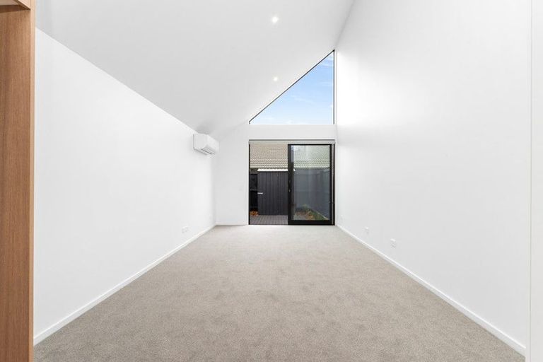 Photo of property in 8/7 Grove Road, Addington, Christchurch, 8024