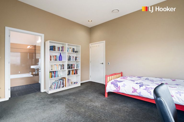 Photo of property in 9 Craddock Place, Waldronville, Dunedin, 9018