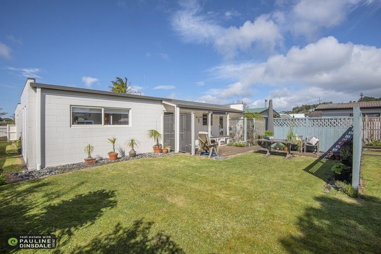 Photo of property in 11 Carlton Crescent, Te Kamo, Whangarei, 0112