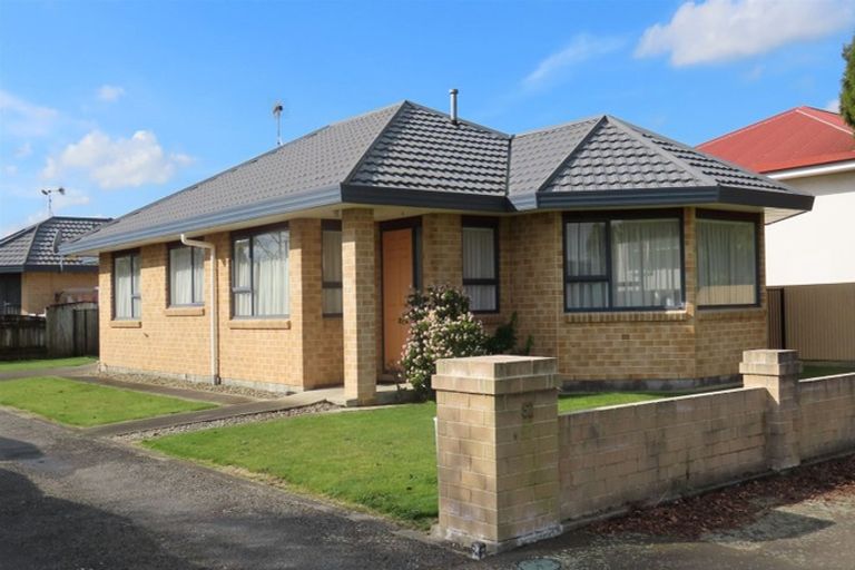 Photo of property in 52 Queen Street West, Levin, 5510