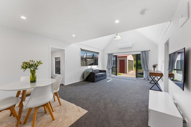 Photo of property in 28 Kaka Road, Raumati Beach, Paraparaumu, 5032