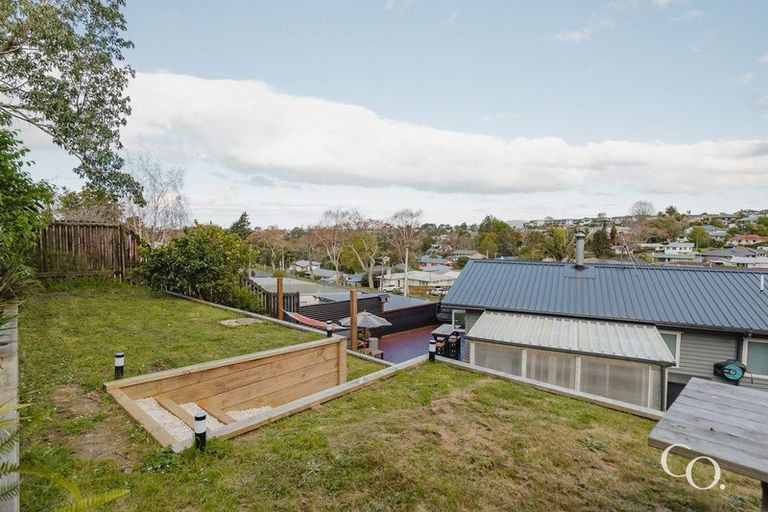 Photo of property in 14 Kingswood Road, Brookfield, Tauranga, 3110