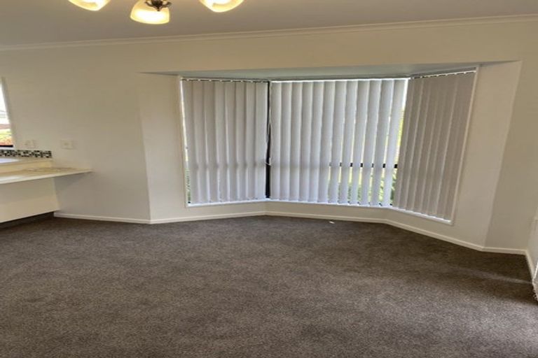 Photo of property in 17 Tui Mill Grove, Feilding, 4702