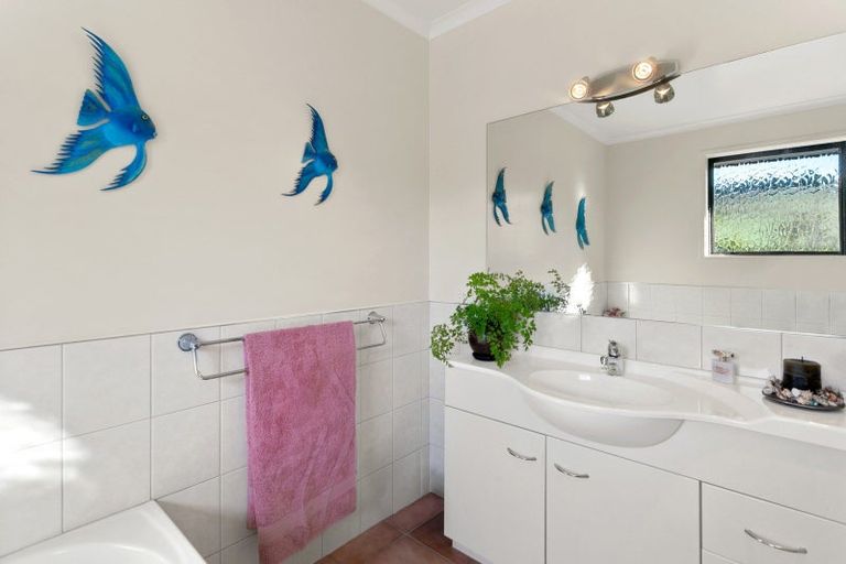 Photo of property in 91 Sharyn Nelson Drive, Haruru, 0204