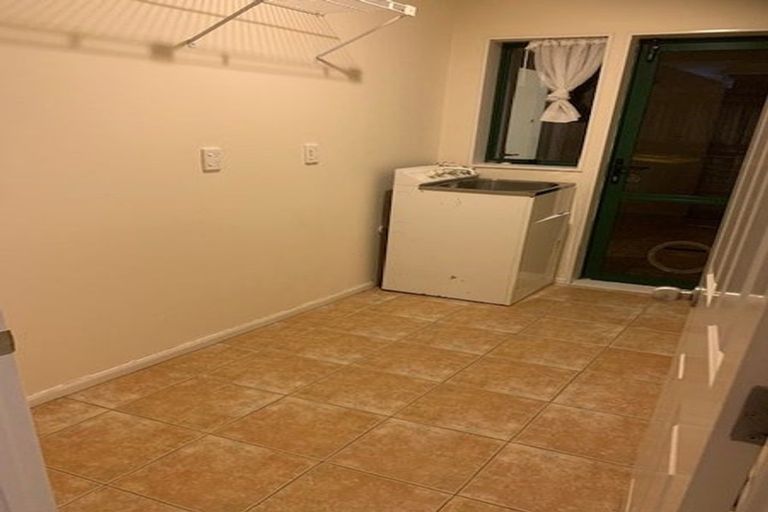 Photo of property in 163 Kilkenny Drive, East Tamaki Heights, Auckland, 2016