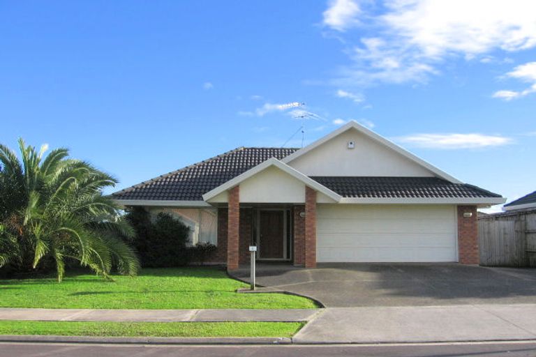 Photo of property in 11 Glencullen Place, Dannemora, Auckland, 2016