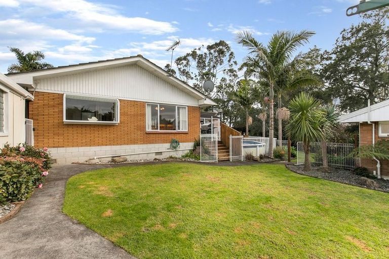 Photo of property in 9 Halcyon Place, Papatoetoe, Auckland, 2025