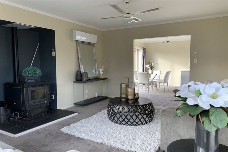 Photo of property in 13 Kathleen Crescent, Hornby, Christchurch, 8042