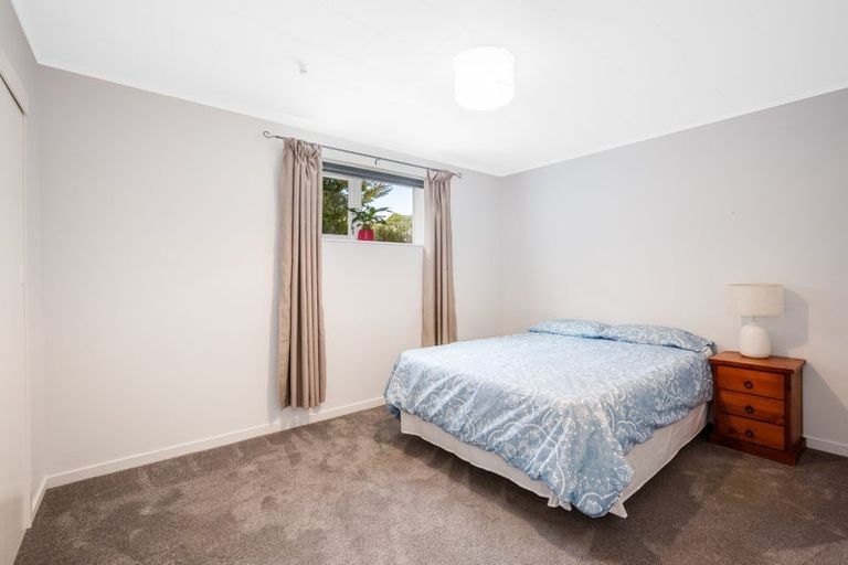 Photo of property in 7 Kapekape Place, Pukerua Bay, 5026