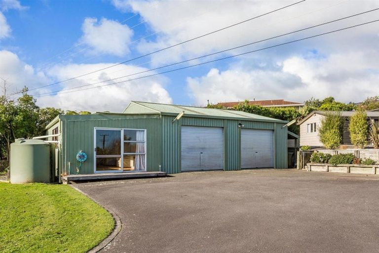 Photo of property in 104 Ringawhati Road, Otaki, 5583