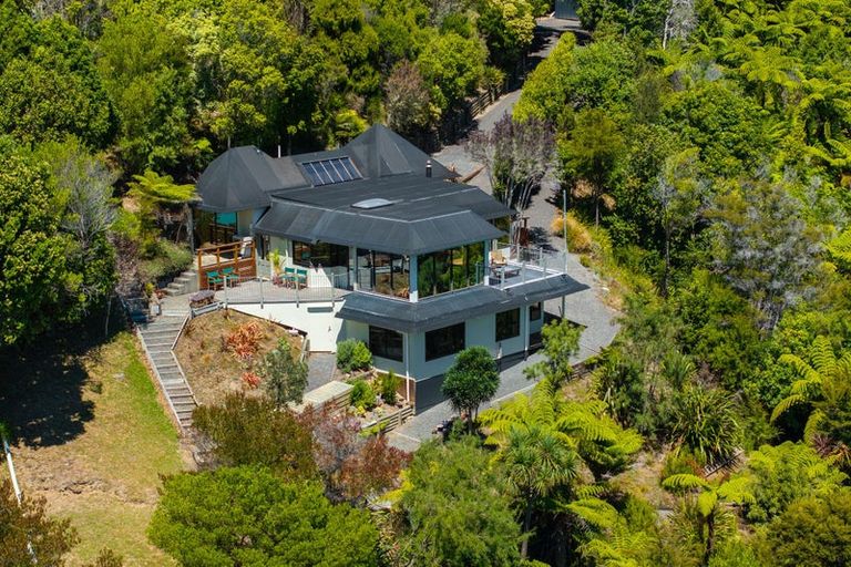 Photo of property in 606 Moetapu Bay Road, Moetapu Bay, Picton, 7282