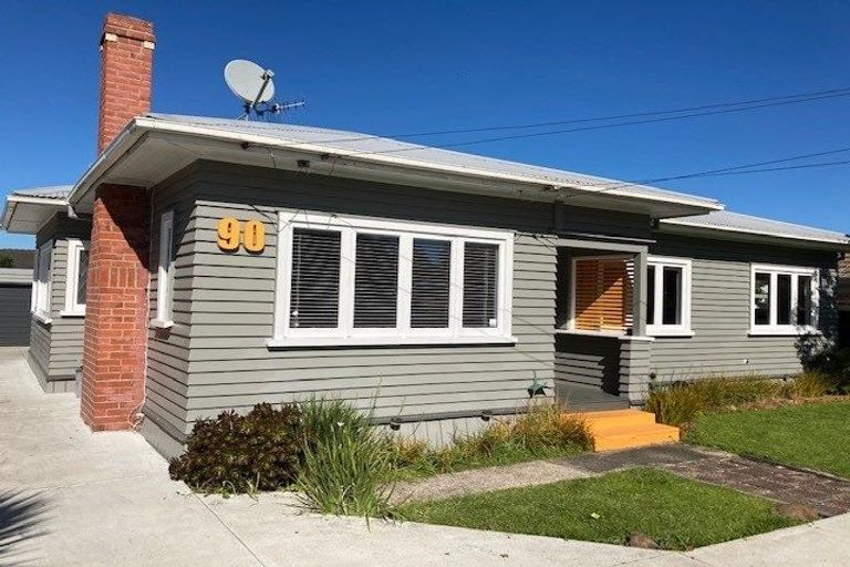 Photo of property in 90 Naylor Street, Hamilton East, Hamilton, 3216