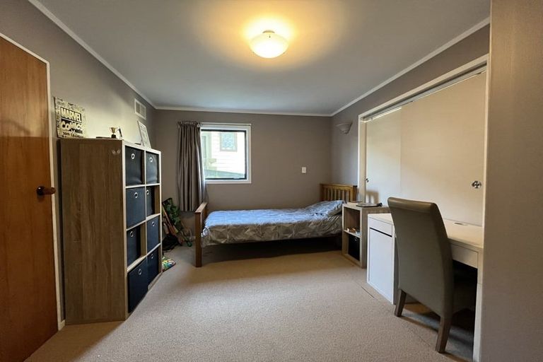 Photo of property in 4 Barque Crescent, Whitby, Porirua, 5024