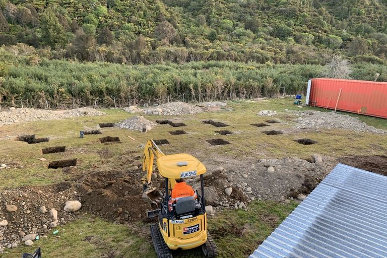 Photo of property in 704 Kumara-inchbonnie Road, Dunganville, Kumara, 7875