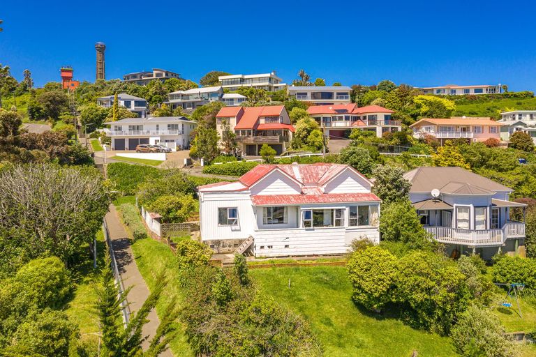 Photo of property in 30 Hipango Terrace, Durie Hill, Whanganui, 4500