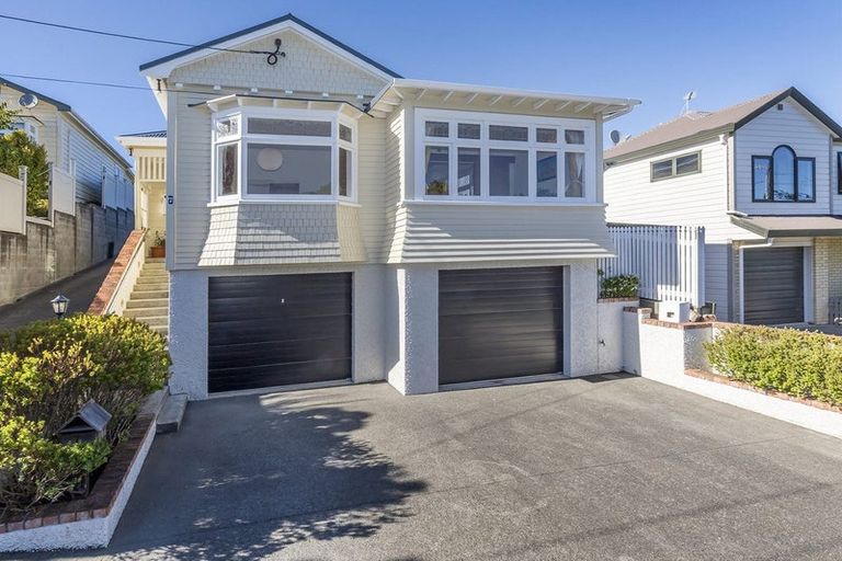 Photo of property in 7 Vera Street, Karori, Wellington, 6012