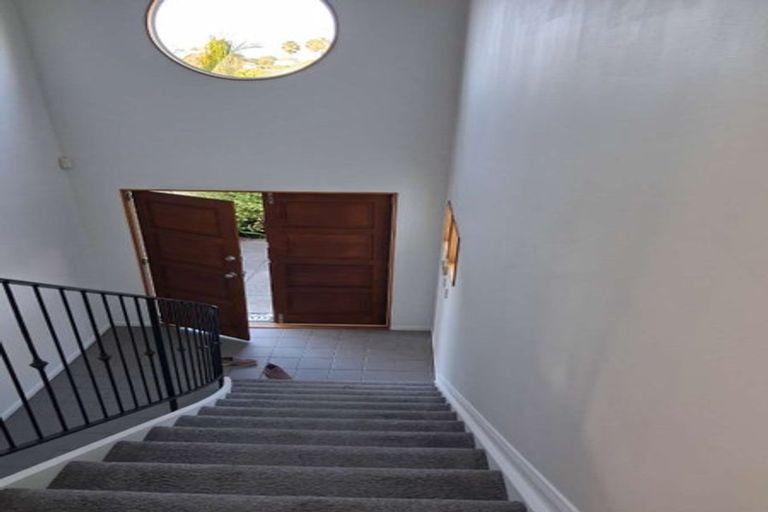 Photo of property in 71 William Bayes Place, Red Beach, 0932