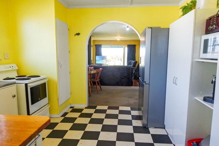 Photo of property in 14 Harbour Street, Foxton, 4814