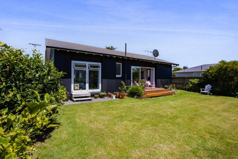 Photo of property in 187 Brooklands Road, Vogeltown, New Plymouth, 4310