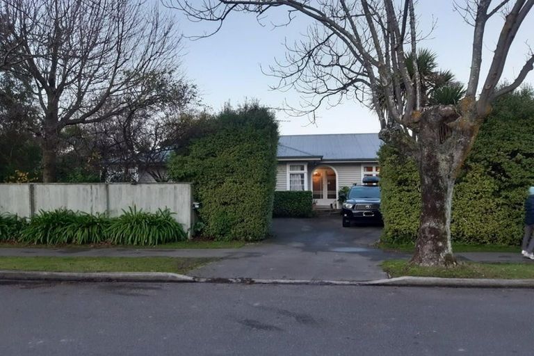 Photo of property in 51 Totara Street, Fendalton, Christchurch, 8041