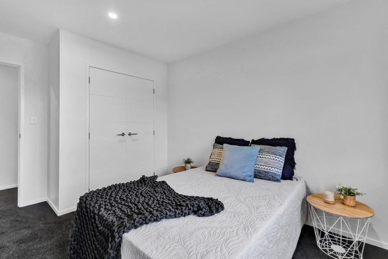 Photo of property in 8 Ponga Place, Highlands Park, New Plymouth, 4312