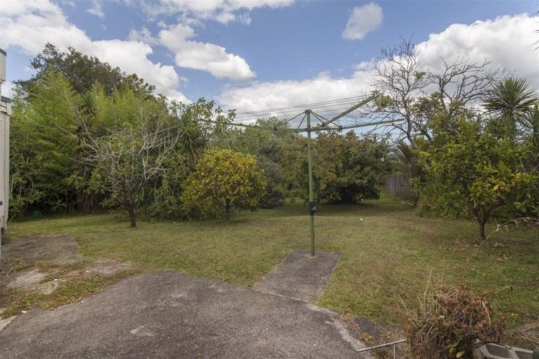 Photo of property in 300 Great North Road, Henderson, Auckland, 0612