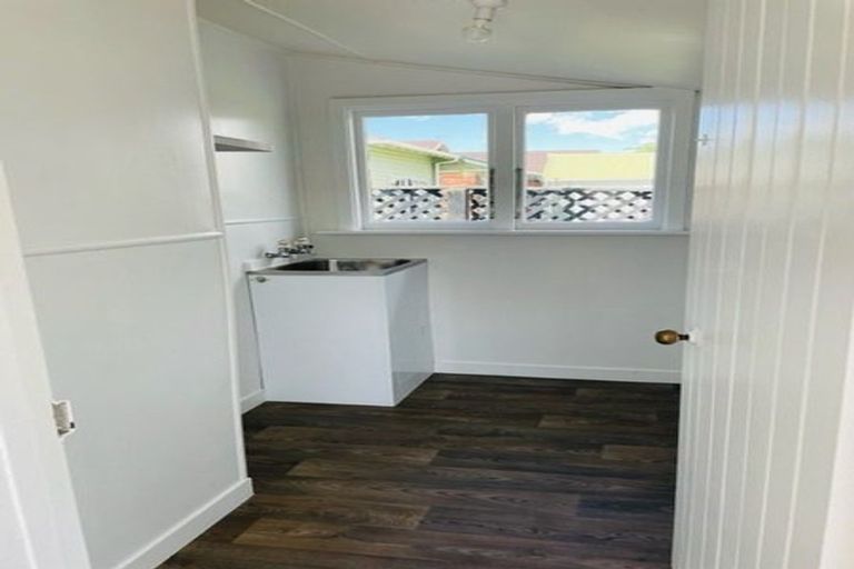 Photo of property in 37 Flockton Street, Mairehau, Christchurch, 8013