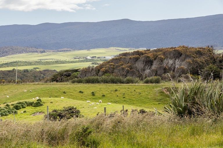 Photo of property in 25 Thomas Road, Orepuki, Riverton, 9881