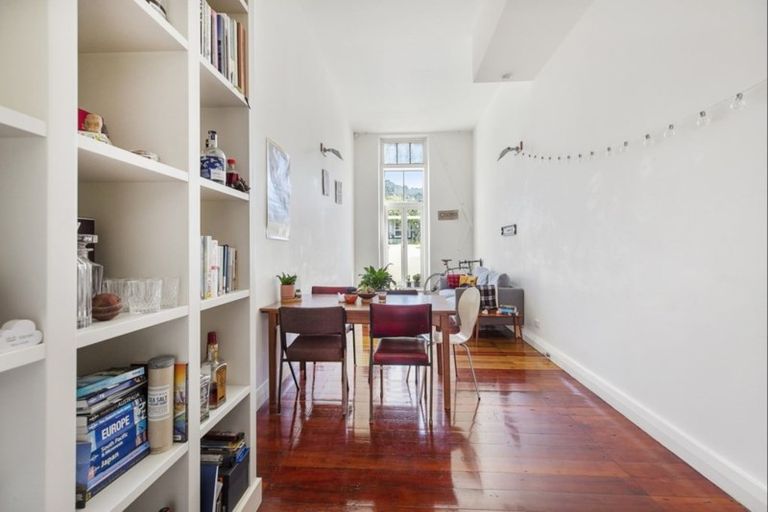 Photo of property in 2/245 Adelaide Road, Newtown, Wellington, 6021