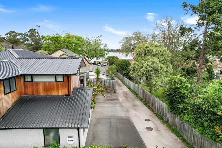 Photo of property in 21 Lake Domain Drive, Frankton, Hamilton, 3204