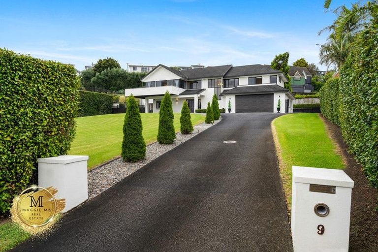 Photo of property in 9 Chisbury Terrace, Shelly Park, Auckland, 2014