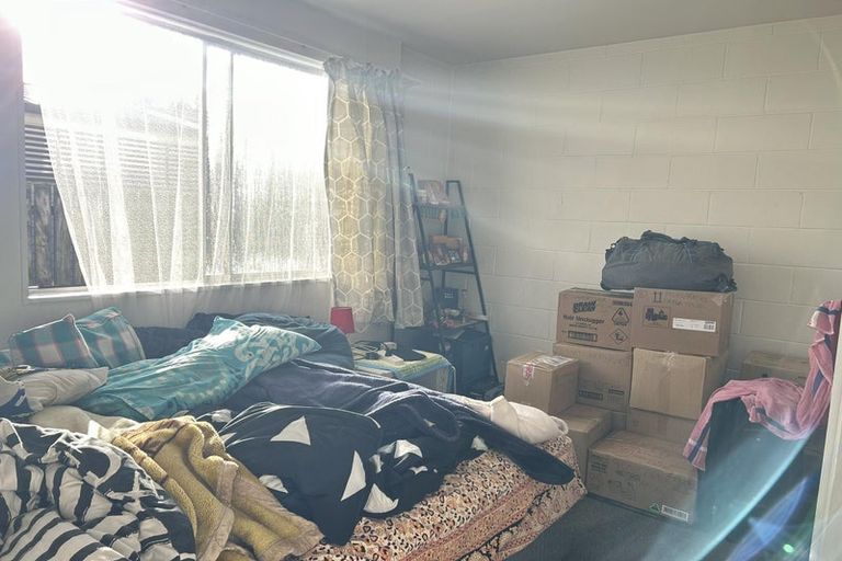 Photo of property in 1/158 Kings Crescent, Hutt Central, Lower Hutt, 5010