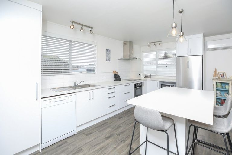 Photo of property in 7a Thode Place, Nawton, Hamilton, 3200